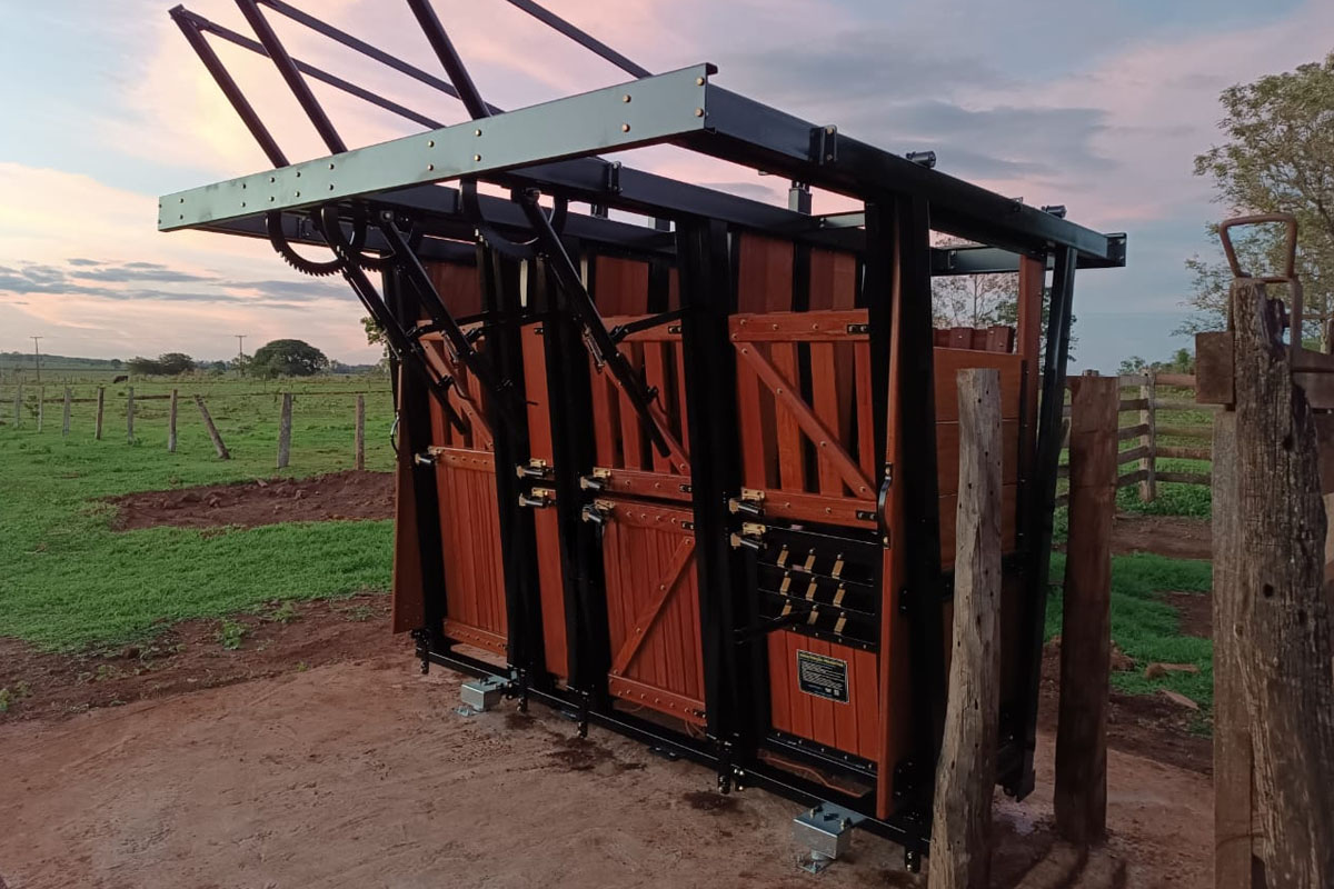 Balança Brete Metálica